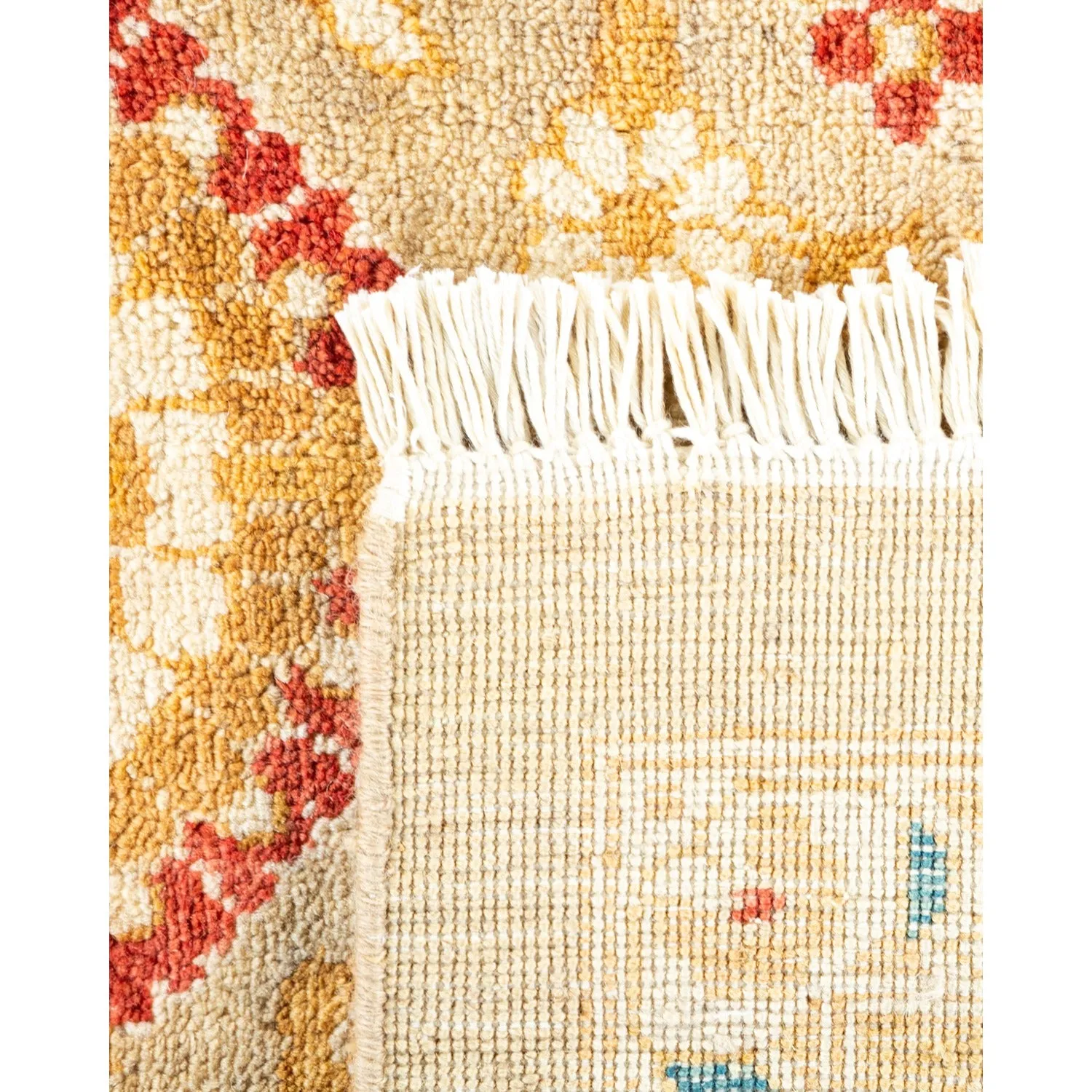 Beige Traditional Wool Rug - 9'1" x 9'8"
