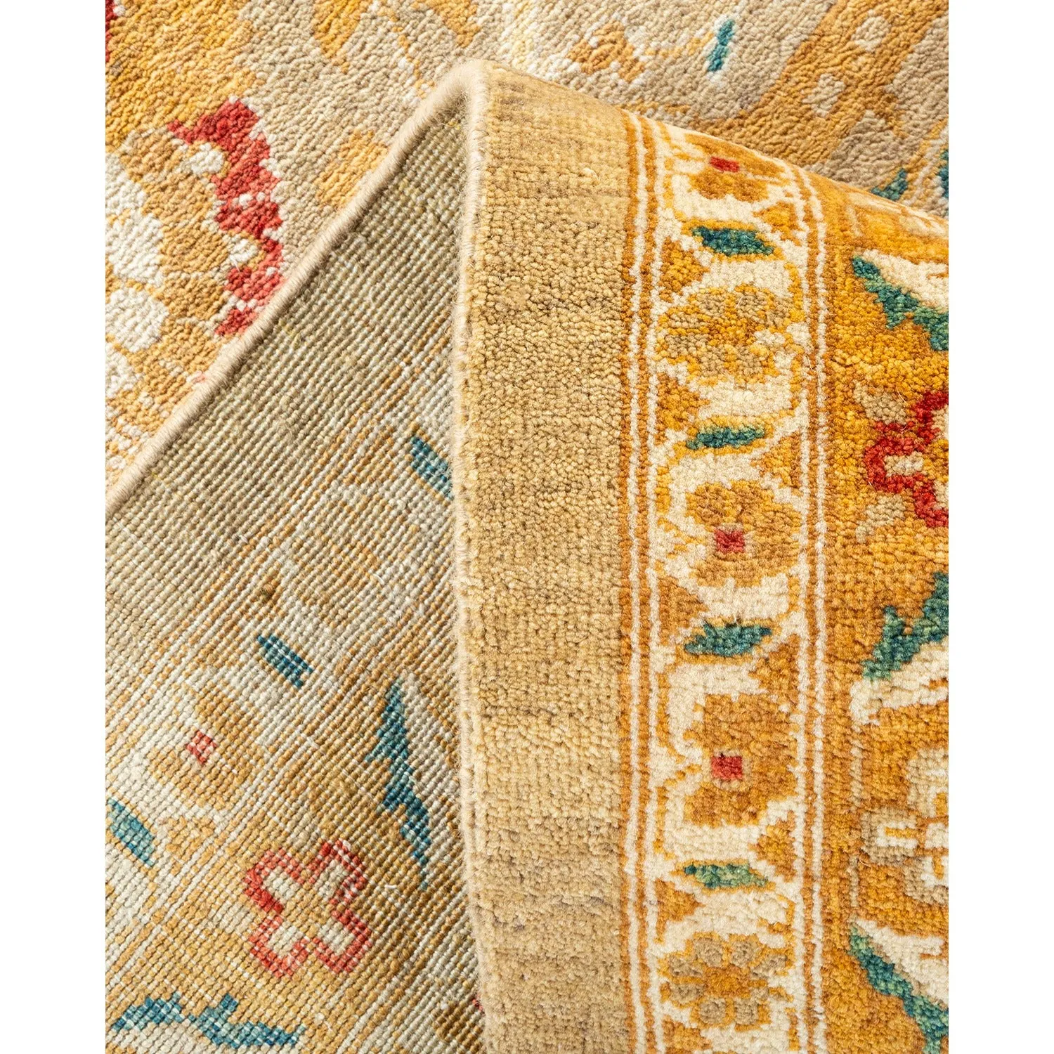 Beige Traditional Wool Rug - 9'1" x 9'8"