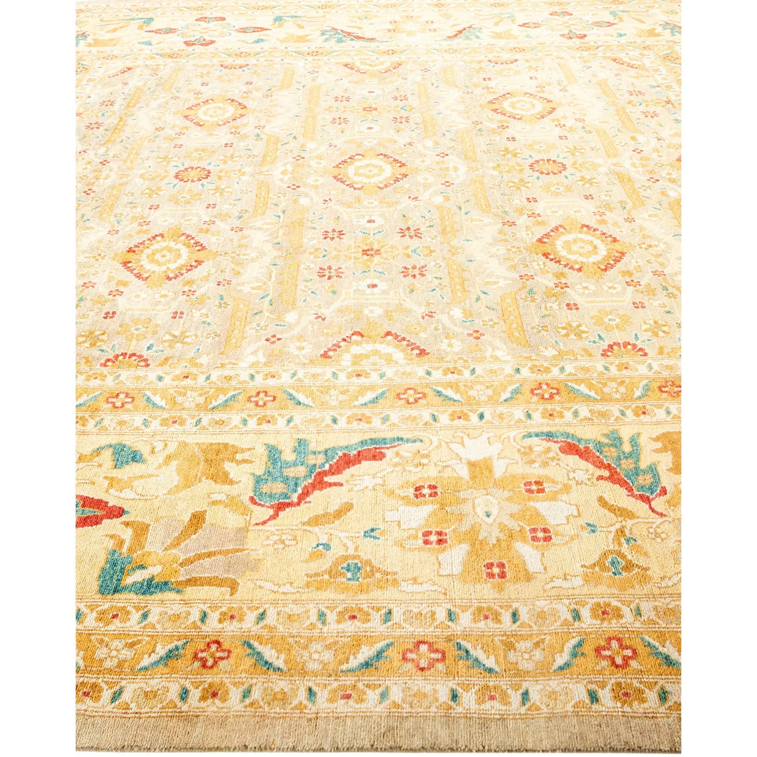 Beige Traditional Wool Rug - 9'1" x 9'8"
