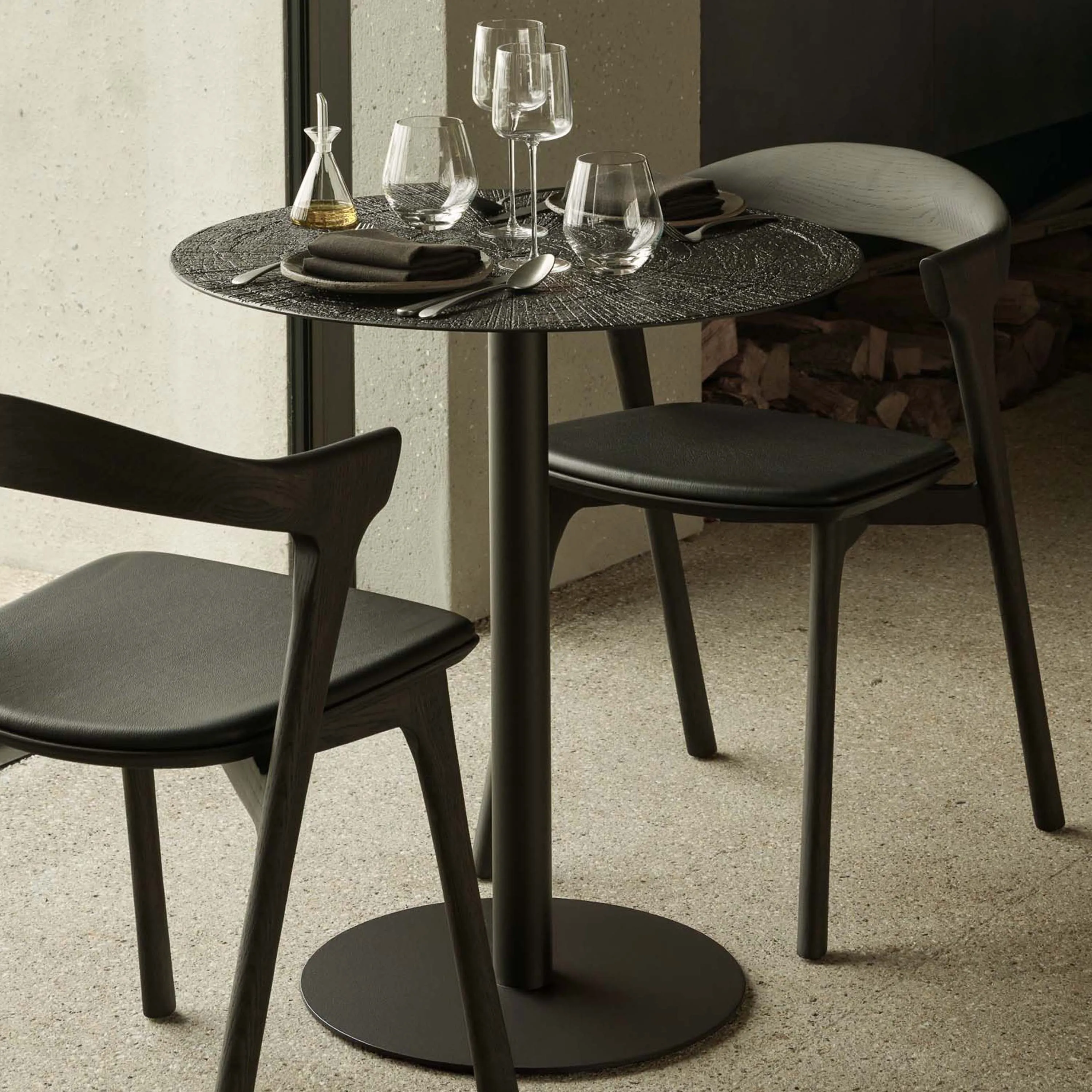 Bend Dining Table