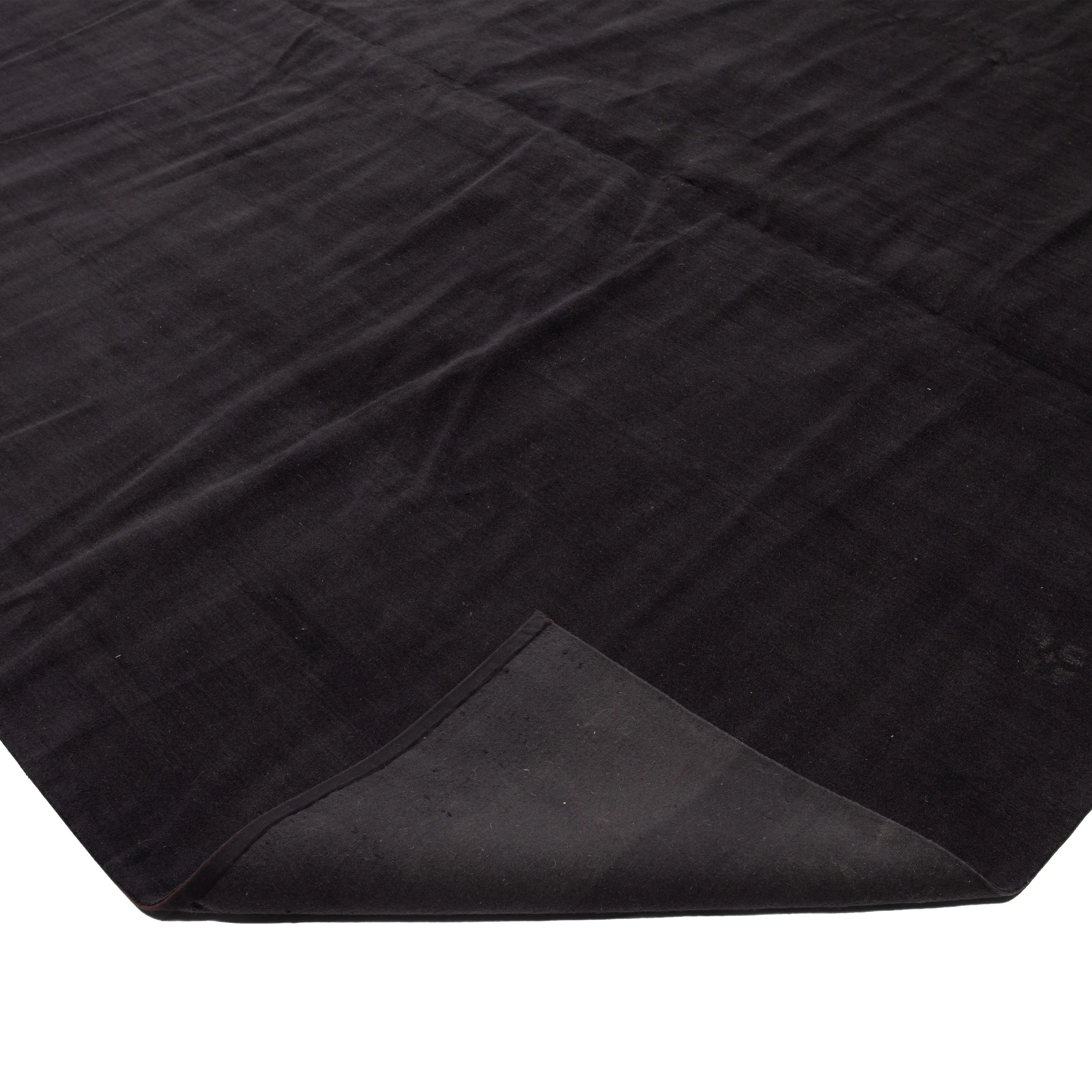 Black Solid Tibetan Pashmina Rug - 14'4" x 18'