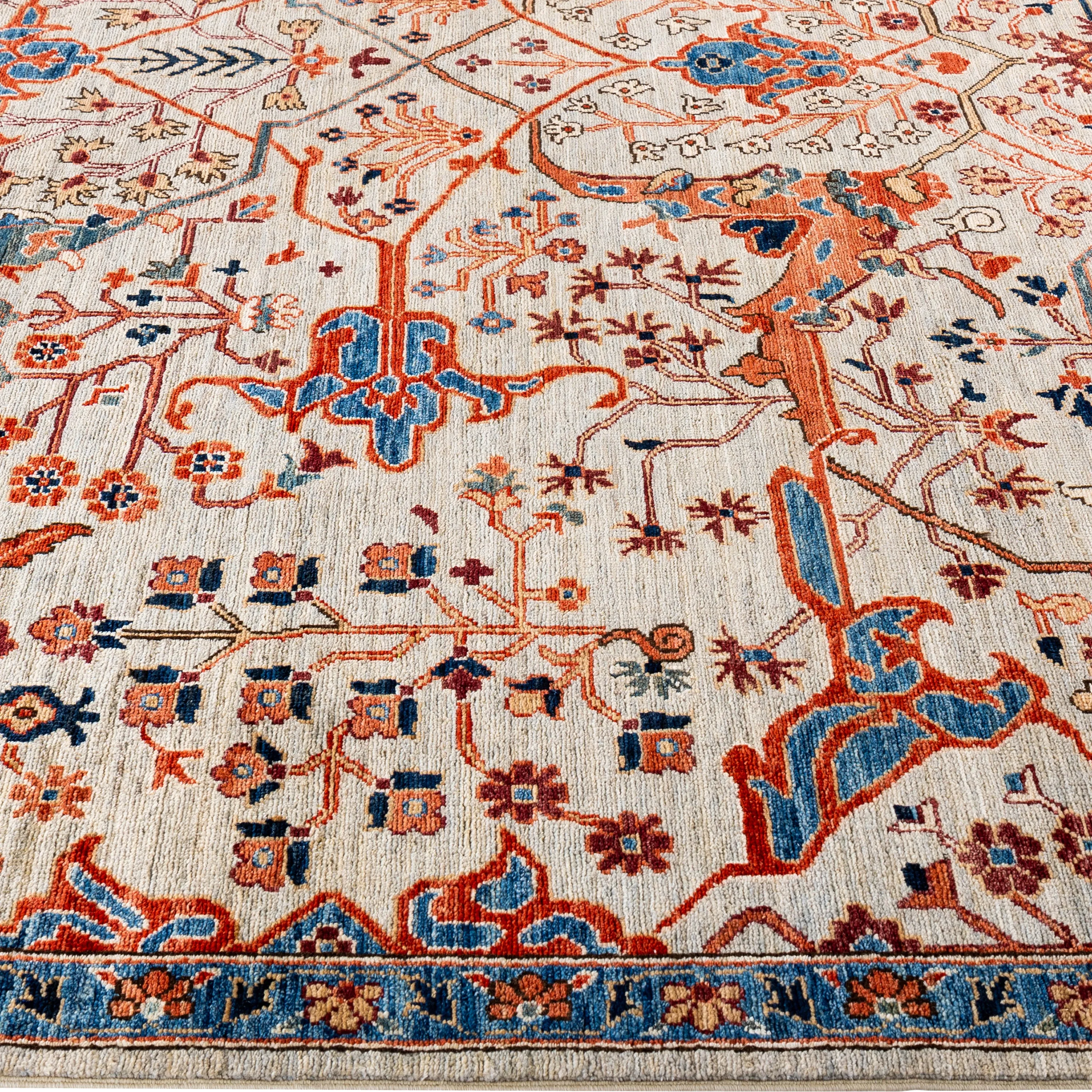Cream Traditional Serapi Wool Rug - 8'1" x 9'8"