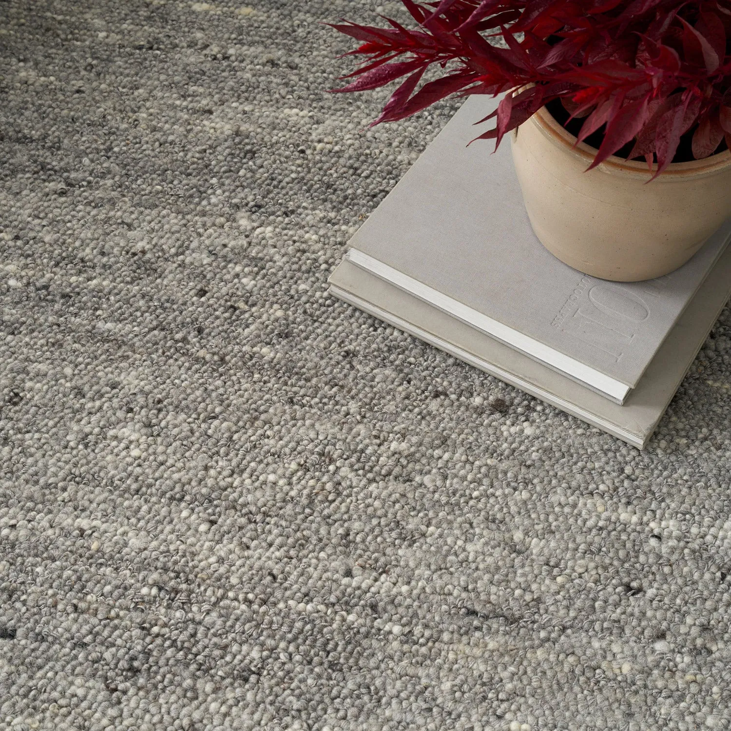 Distressed Essentials Solid Rug - Grey
