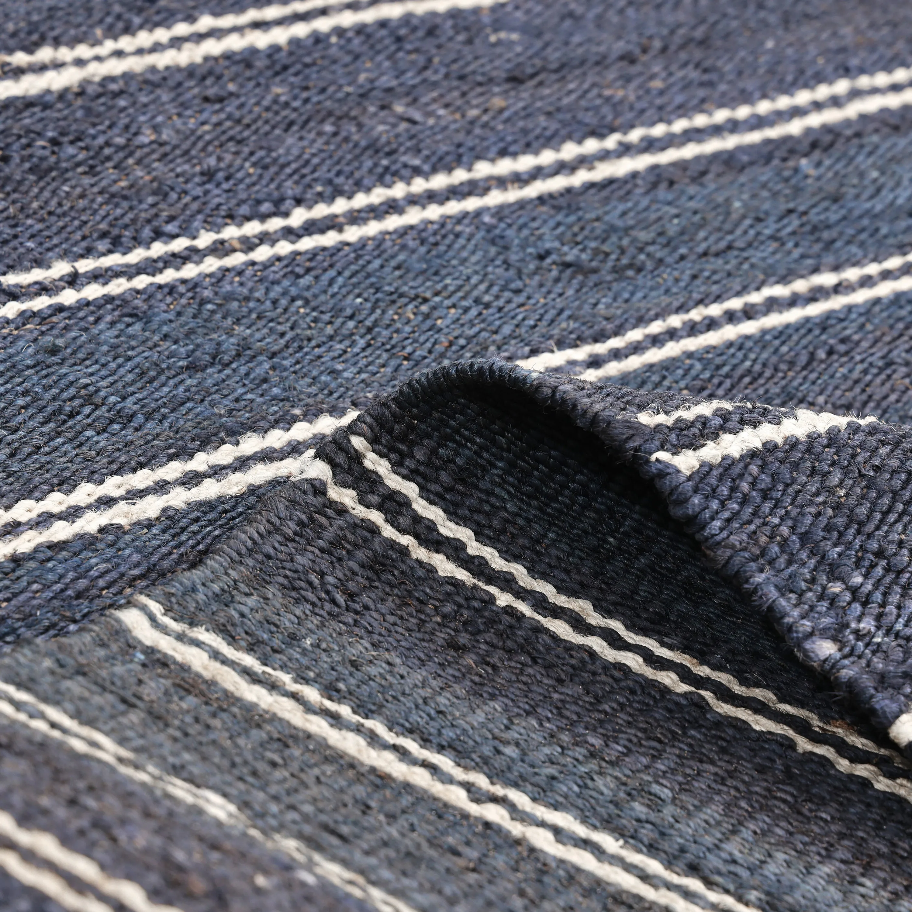Flatweave Jute Wool Rug - 8' x 10'