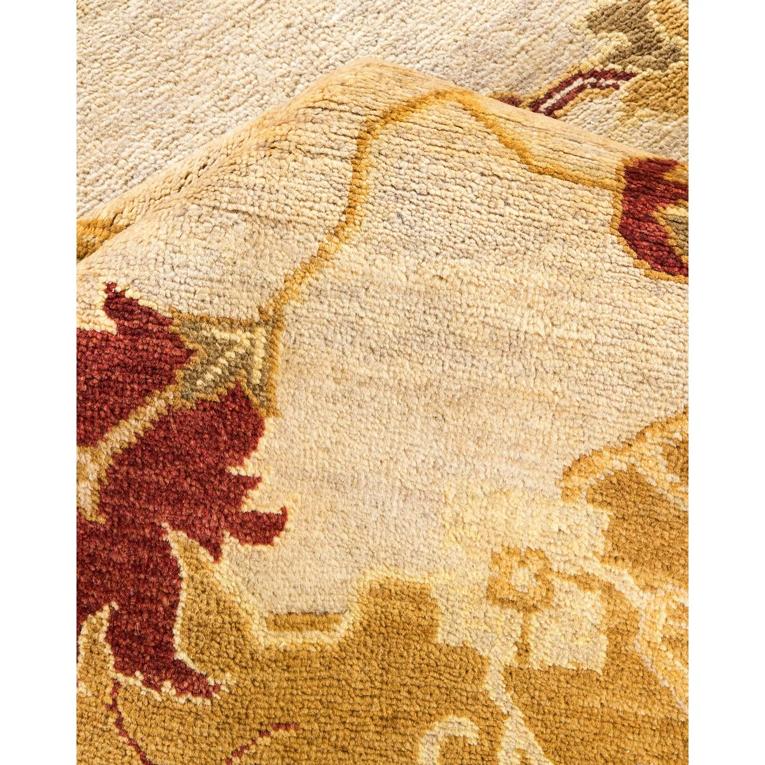 Gold Traditional Wool Rug - 8'2" x 10'1"