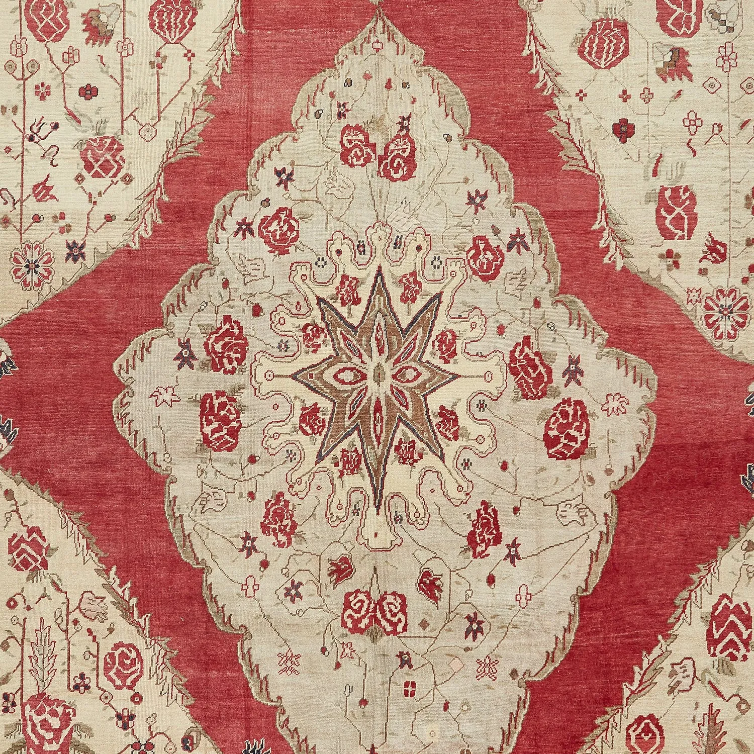 Ivory & Red Vintage Wool Rug - 9'4" x 13'8"