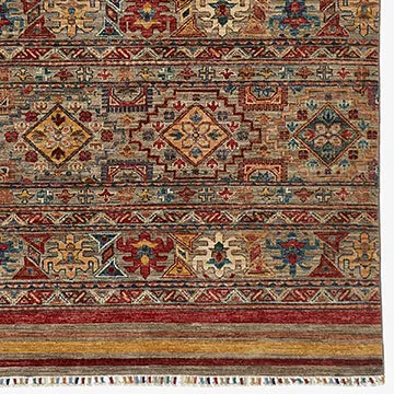 Multicolored Traditional Wool Rug - 8'1" x 11'5"
