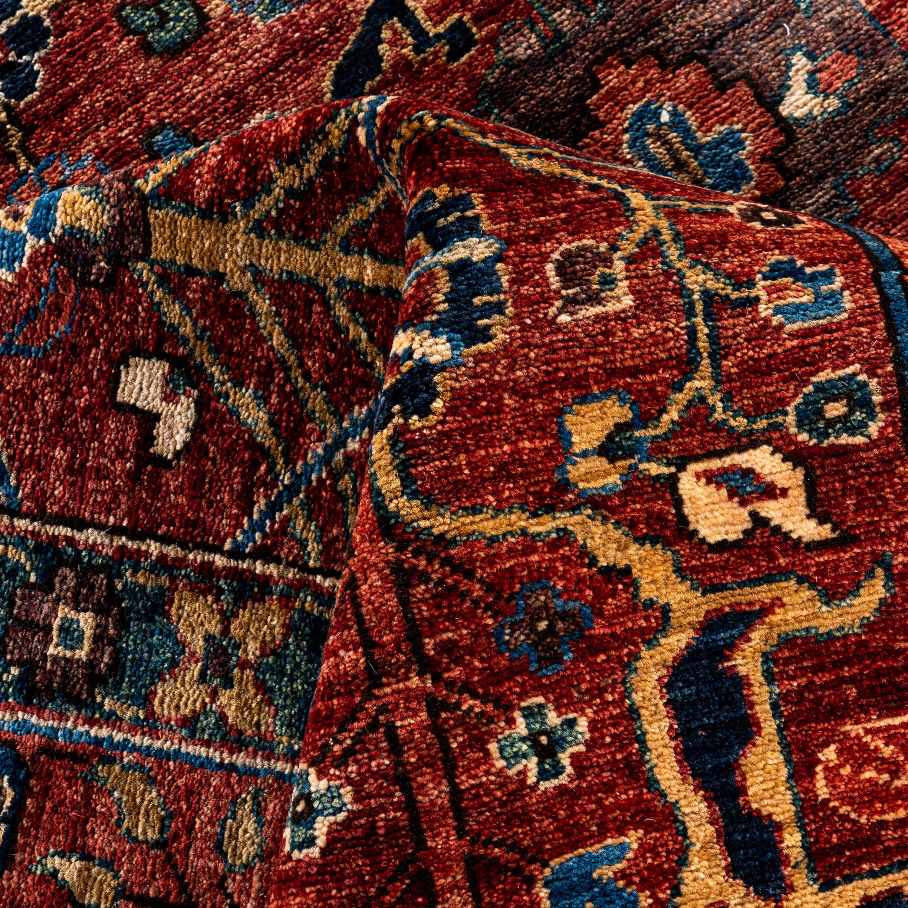 Red Traditional Serapi Wool Rug - 8'10" x 11'8"