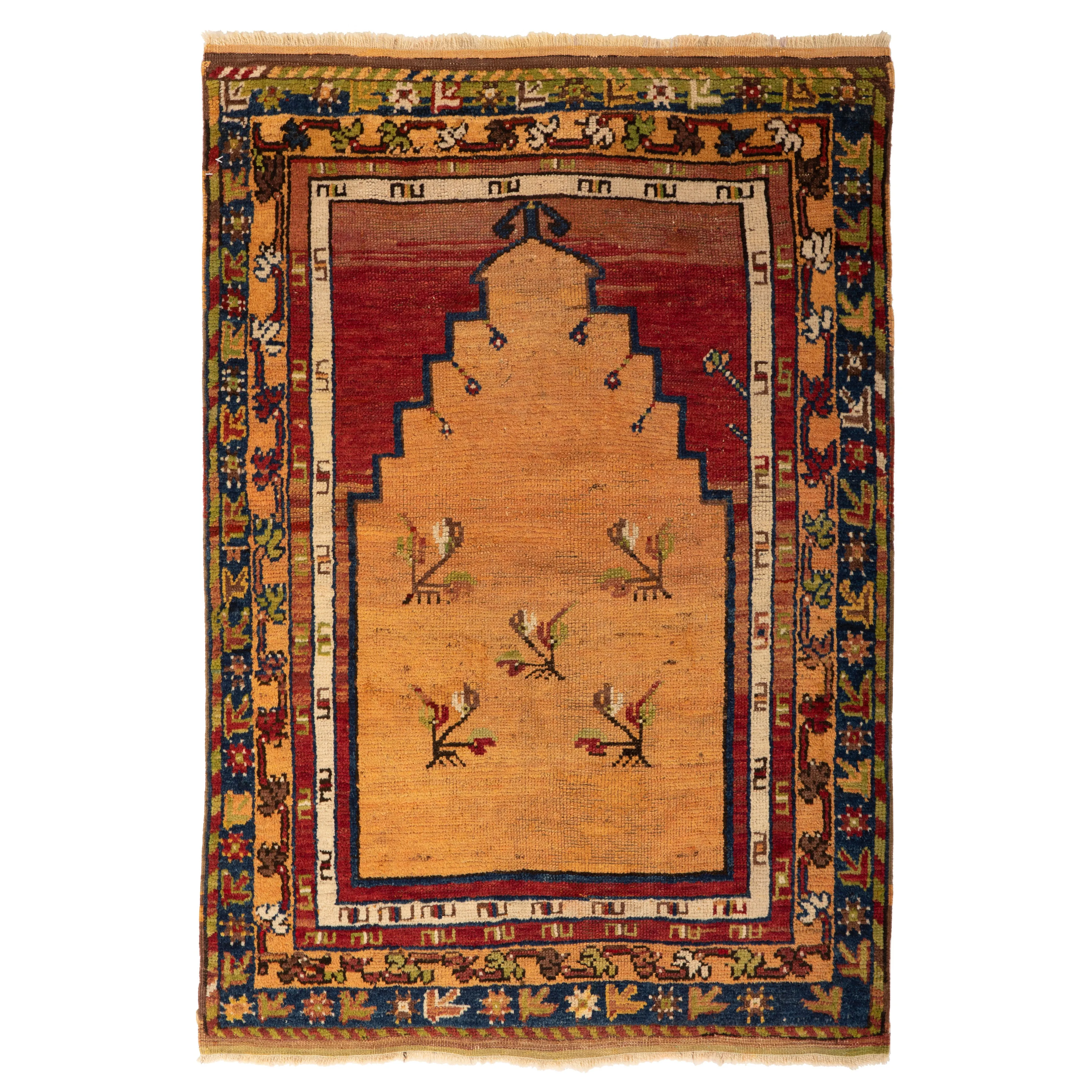 Red Vintage Traditional Wool Rug - 3'1" x 4'8"