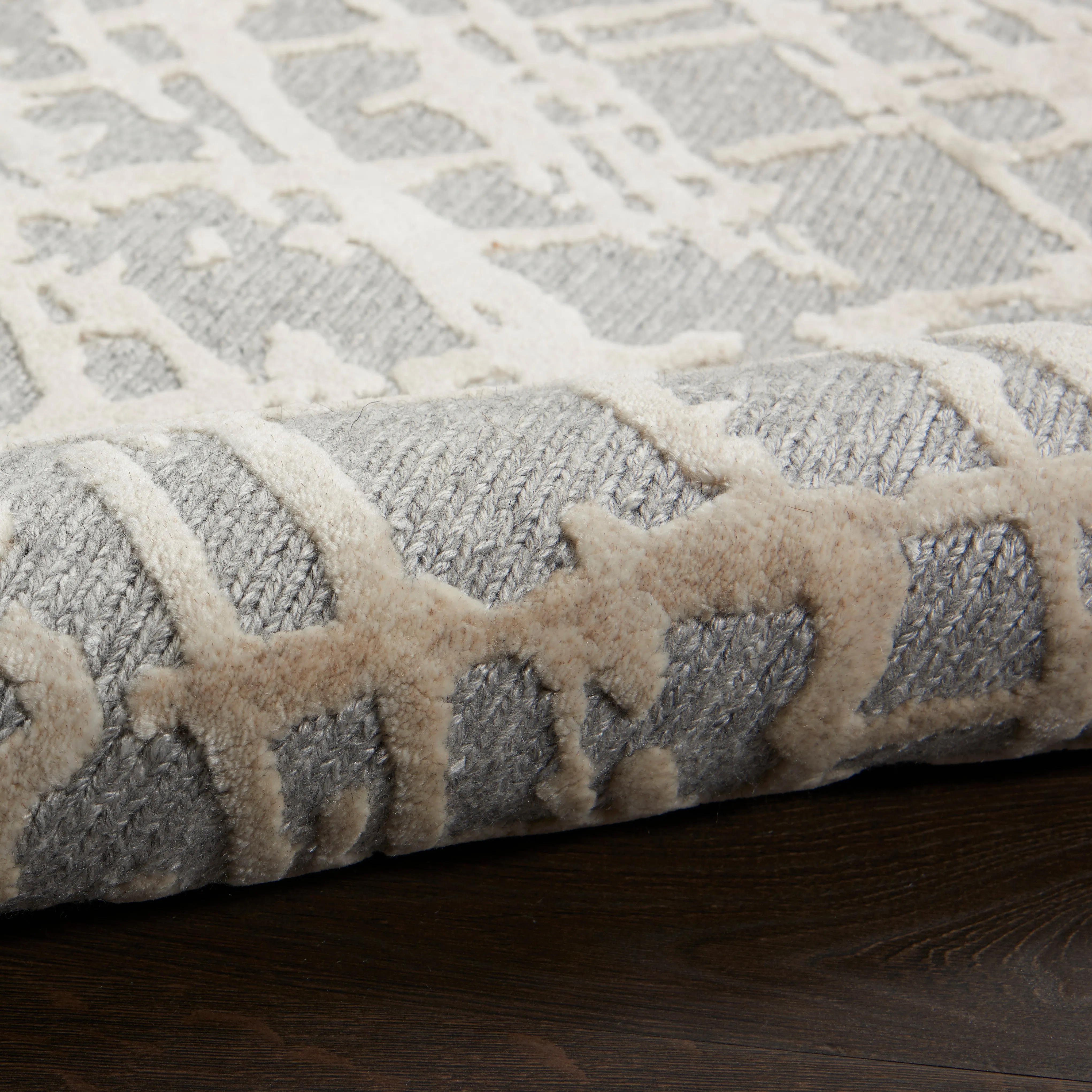 Sandstorm Essentials Modern Wool Luxcelle Blend Rug