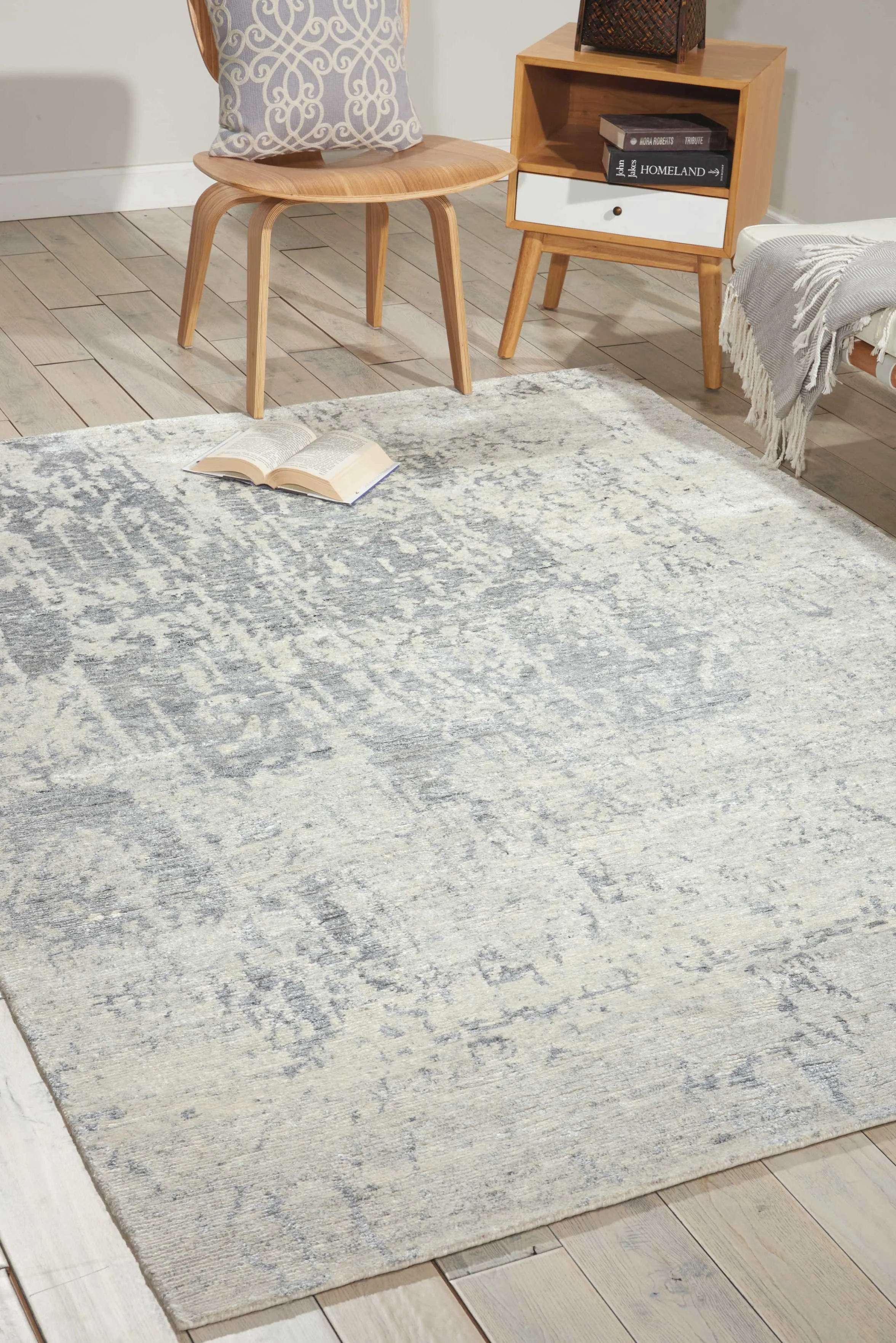 Sterling Essentials Modern Bamboo Silk Wool Blend Rug