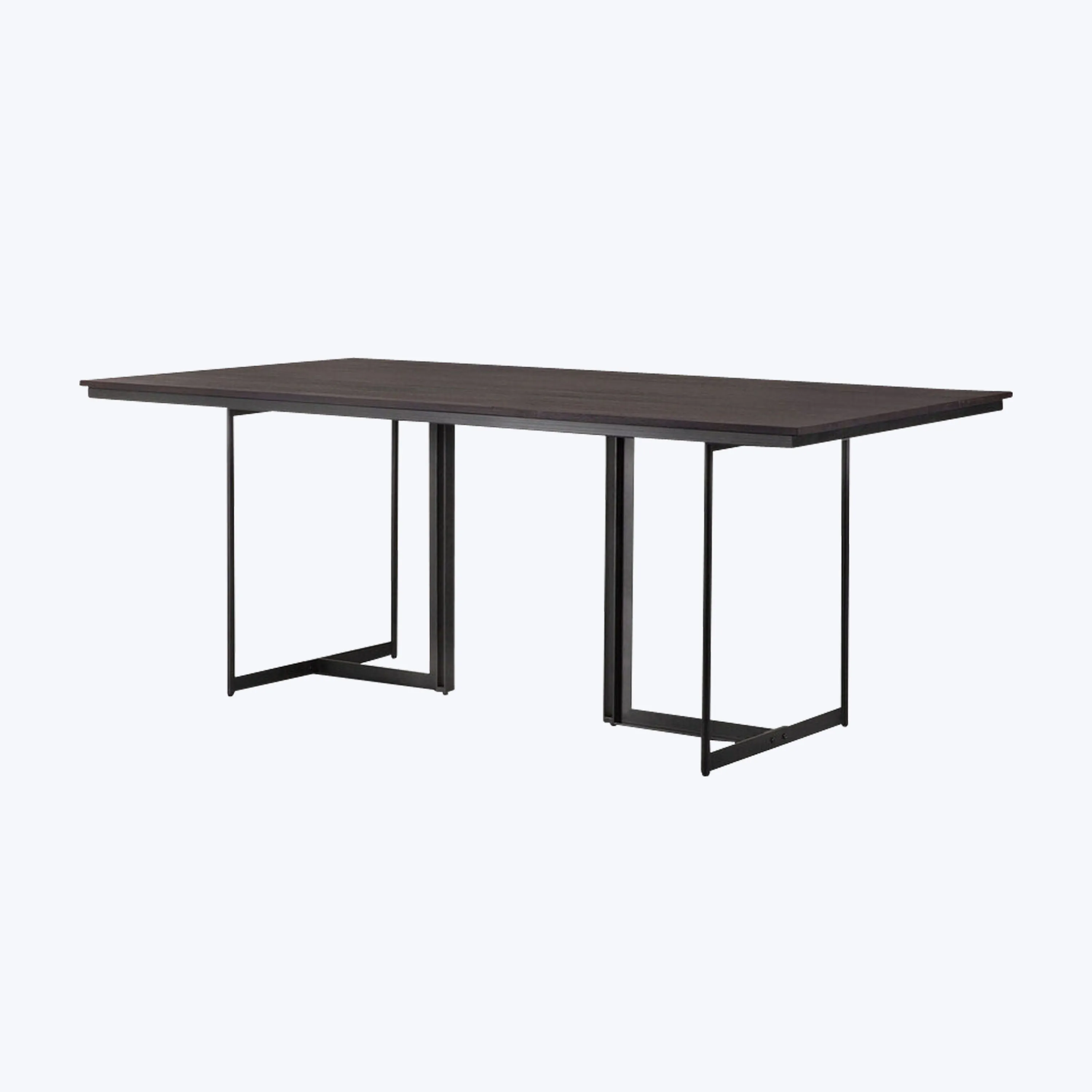 Tacet Dining Table