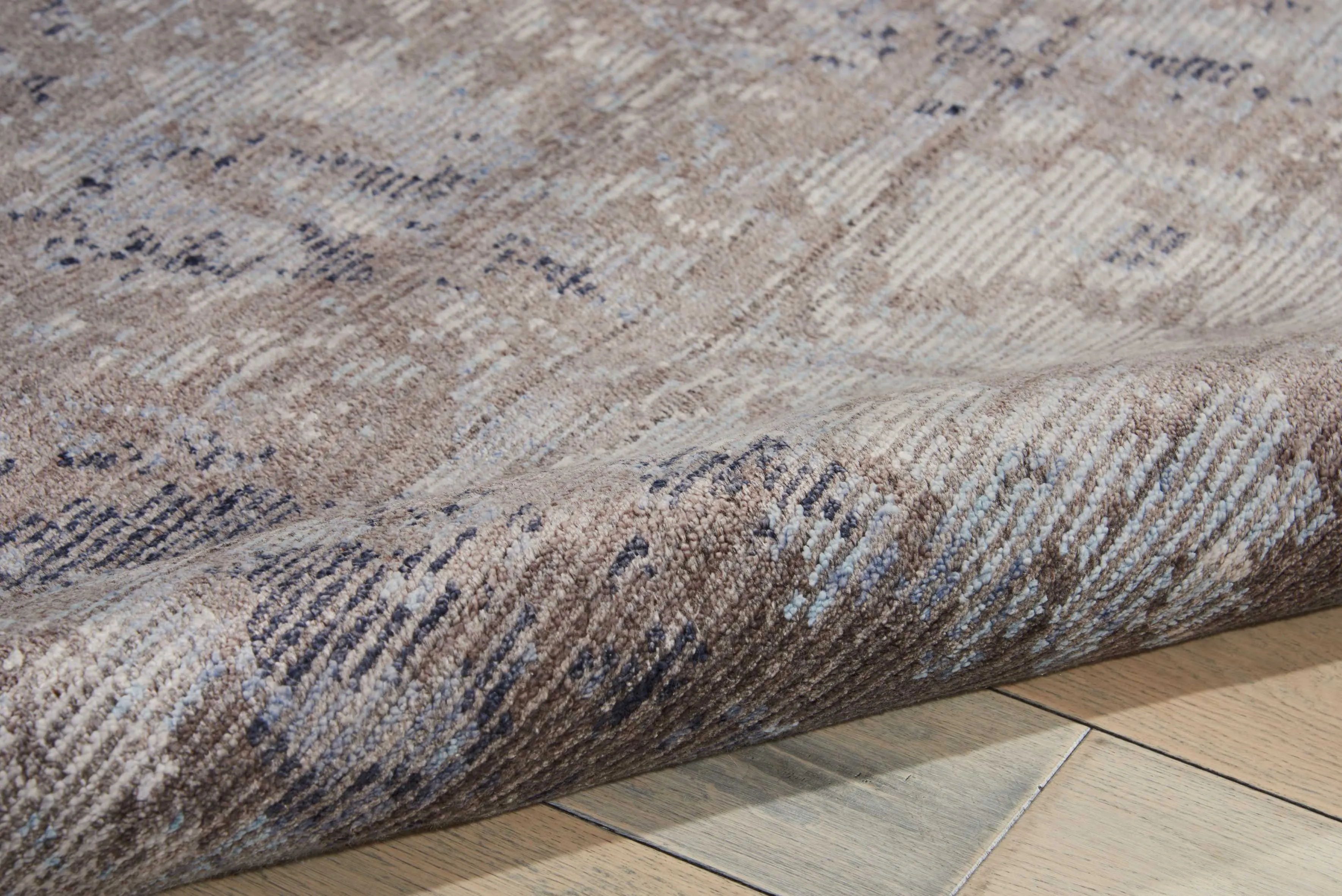 Tibetan Essentials Style Rug - Dove
