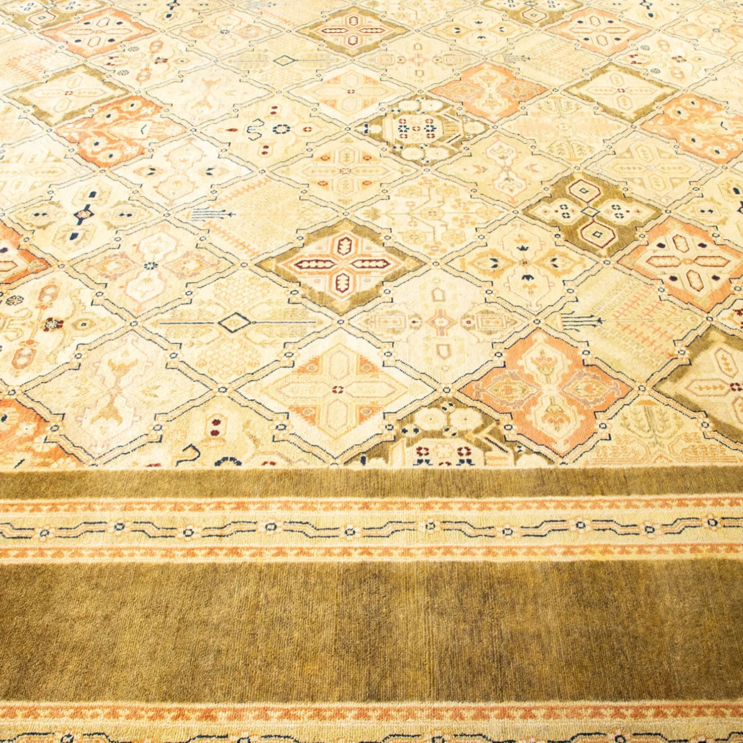 Yellow Traditional Wool Rug - 10'1" x 13'9"