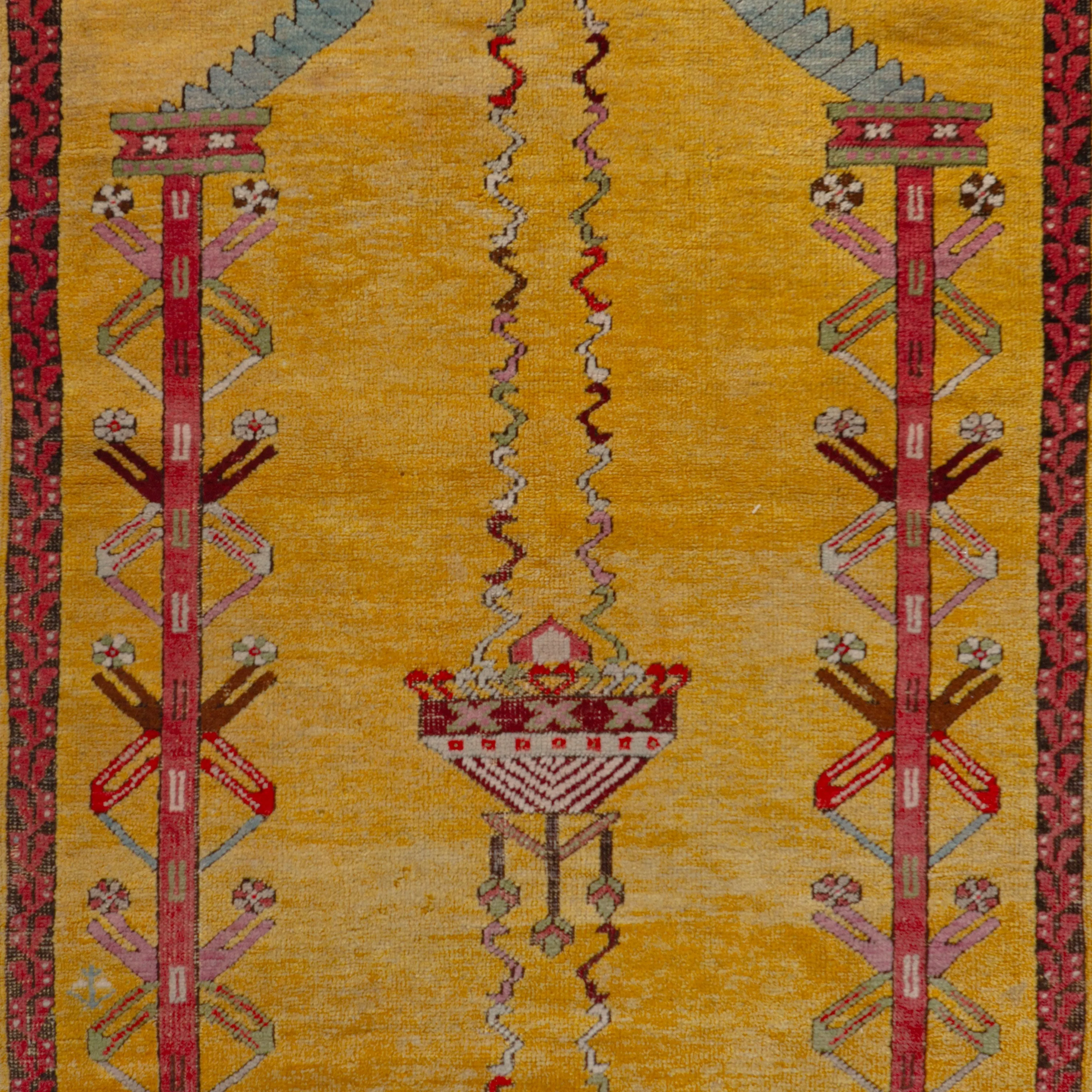 Yellow Vintage Traditional Wool Rug - 3'2" x 5'4"