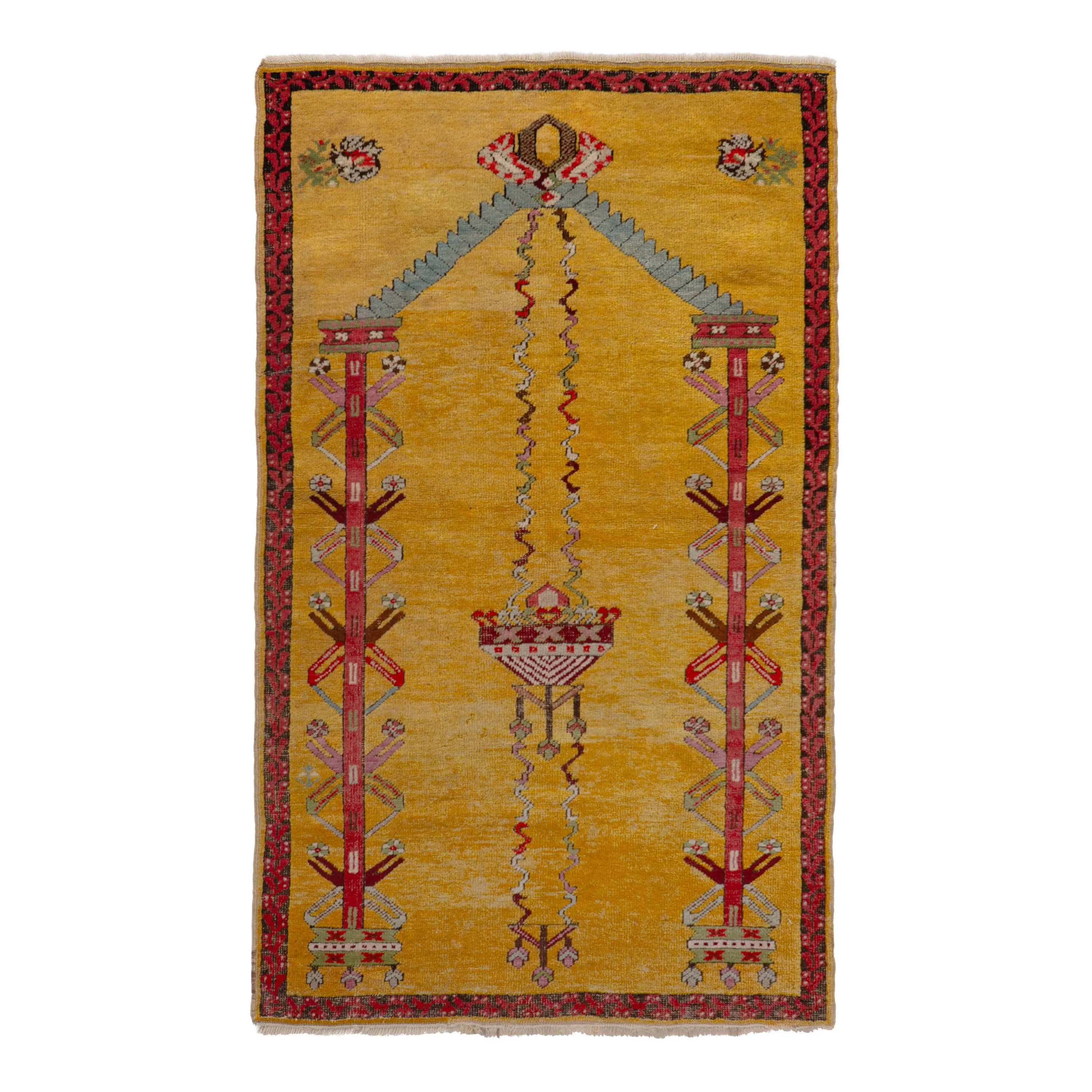 Yellow Vintage Traditional Wool Rug - 3'2" x 5'4"